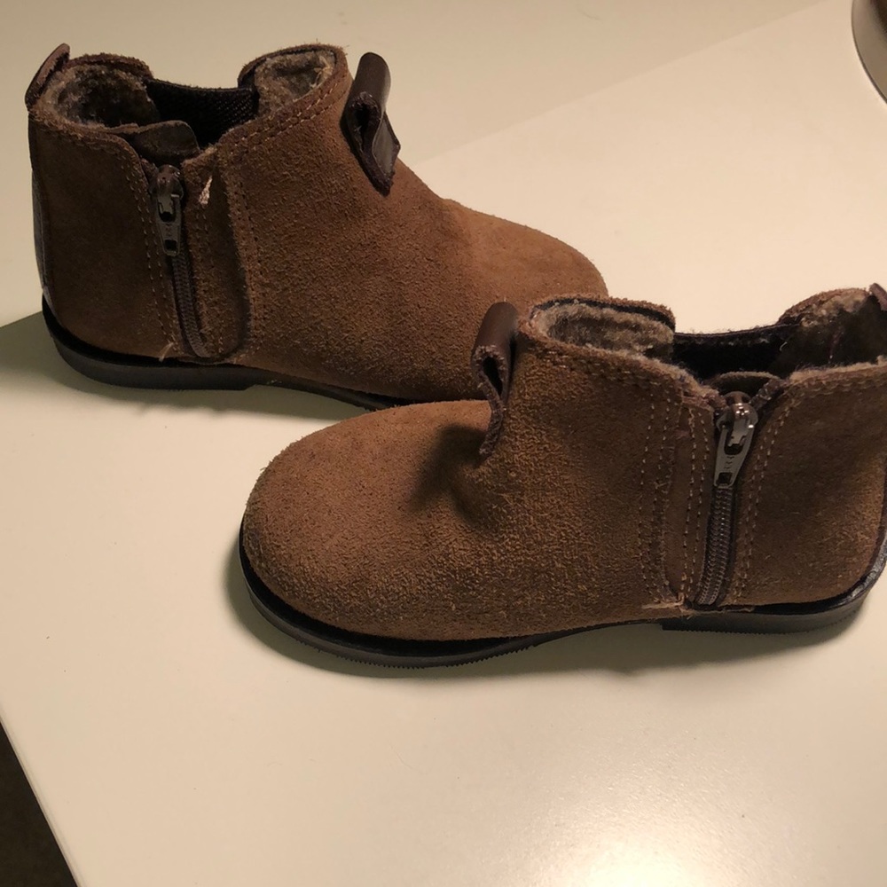 Toddler boots - Picture 3 of 4